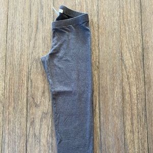 4/$20 Abercrombie Capri Leggings